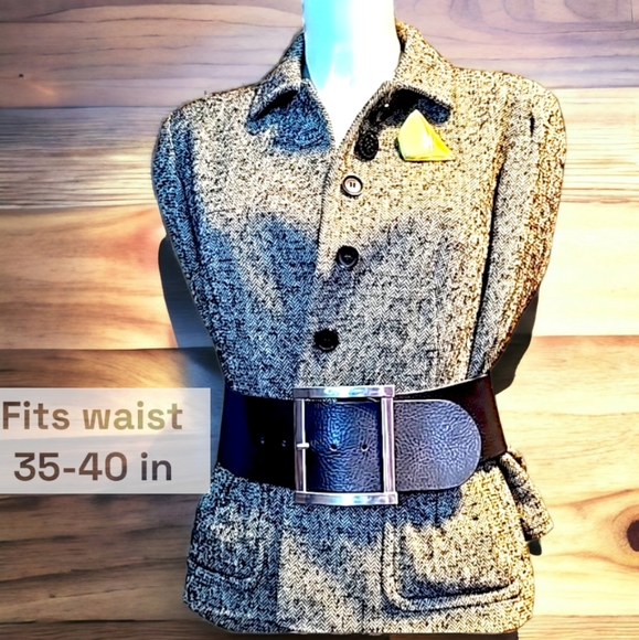 Marks & Spencer Accessories - SOLD size 18-22 - wide leather belt, fits waist 35-40in (89-102cm) - M&S Per Una